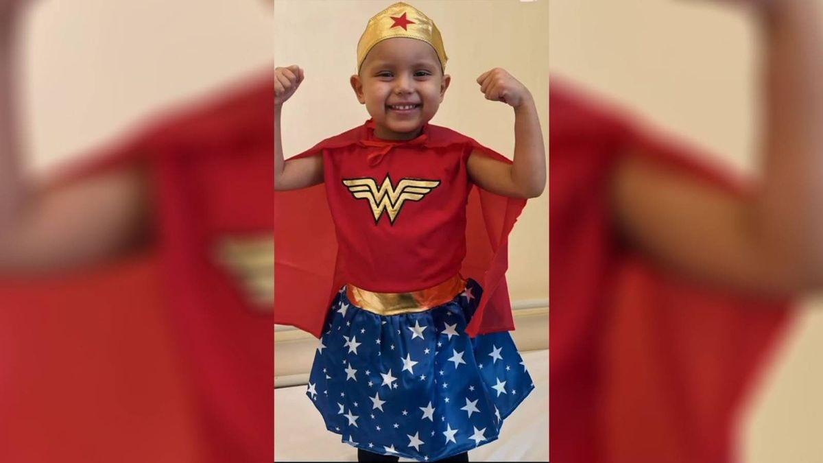 La sonrisa primero. Rebeca tiene 4 años y sufre leucemia mieloblástica aguda.