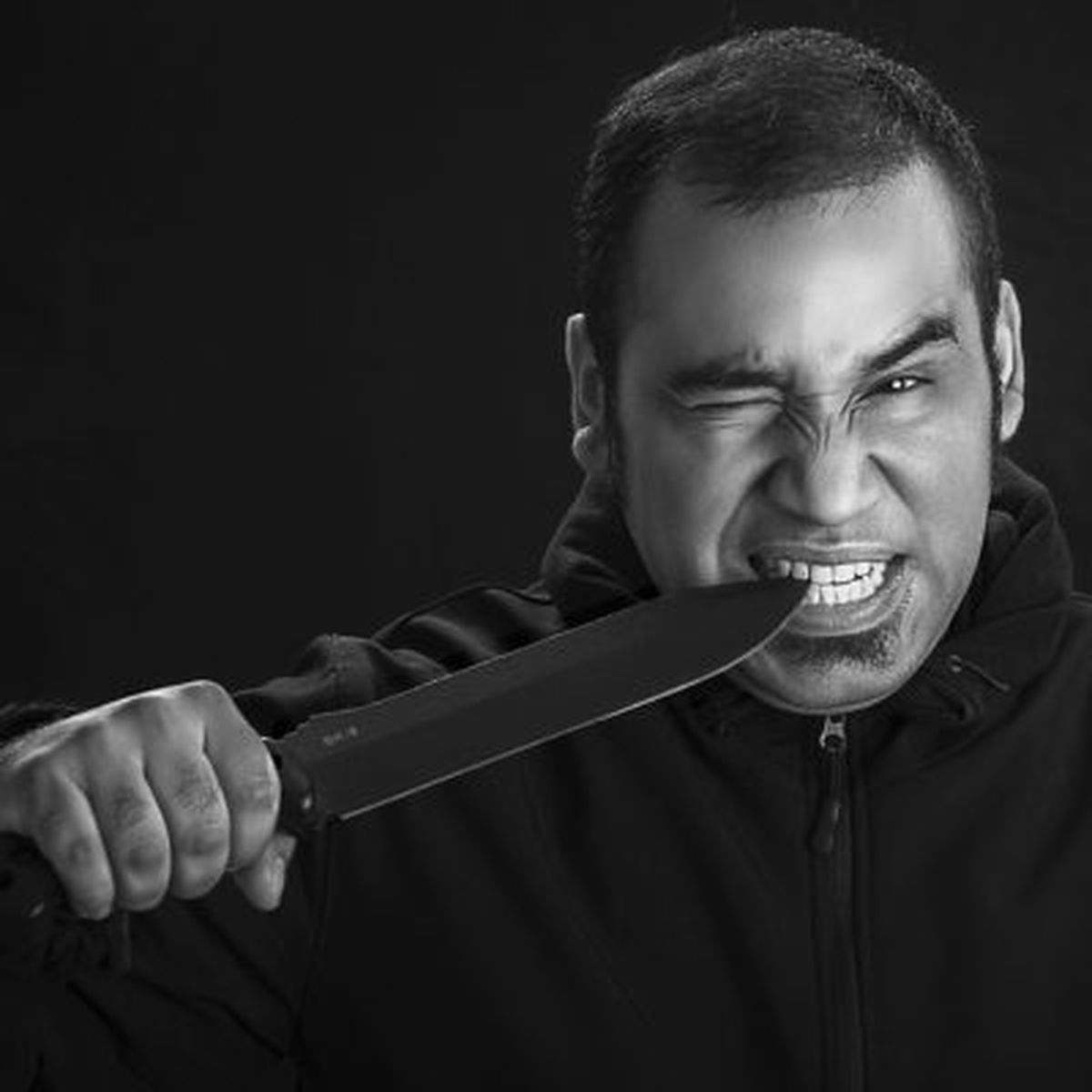 Mario Zegarra, con "el cuchillo entre los dientes". Mario Zegarra, con "el cuchillo entre los dientes".