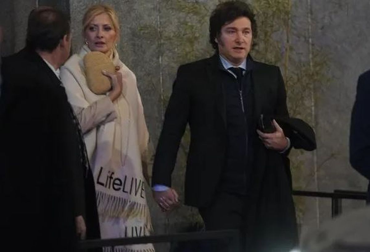 El presidente Javier Milei y la ex vedette Yuyito González oficializaron en estos días su noviazgo. Foto El Cronista.