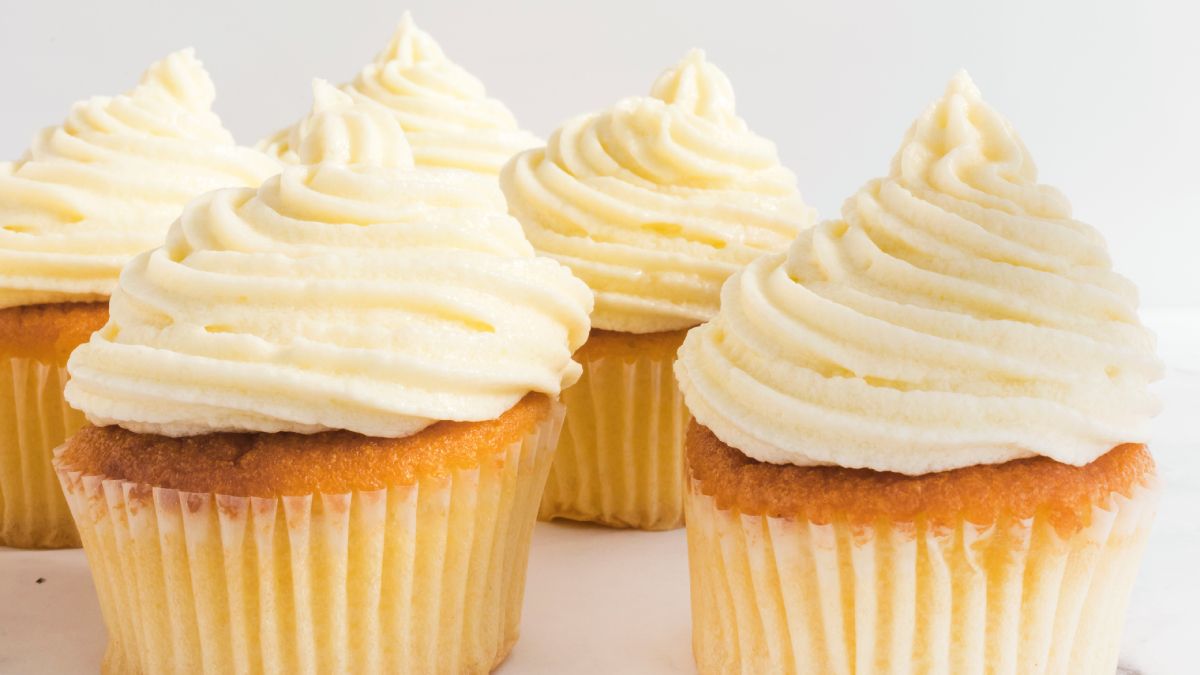 Recetas: cupcakes sabrosos y ricos con solo 5 ingredientes y en 15 minutos. Recetas: cupcakes sabrosos y ricos con solo 5 ingredientes y en 15 minutos.