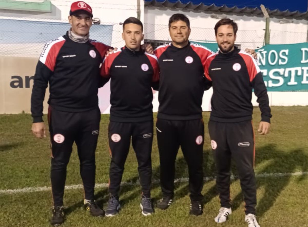 El Cachorro Abaurre y sus colaboradores Adrián Rodríguez, Abdo Alí y Gonzalo Rodríguez El Cachorro Abaurre y sus colaboradores Adrián Rodríguez, Abdo Alí y Gonzalo Rodríguez