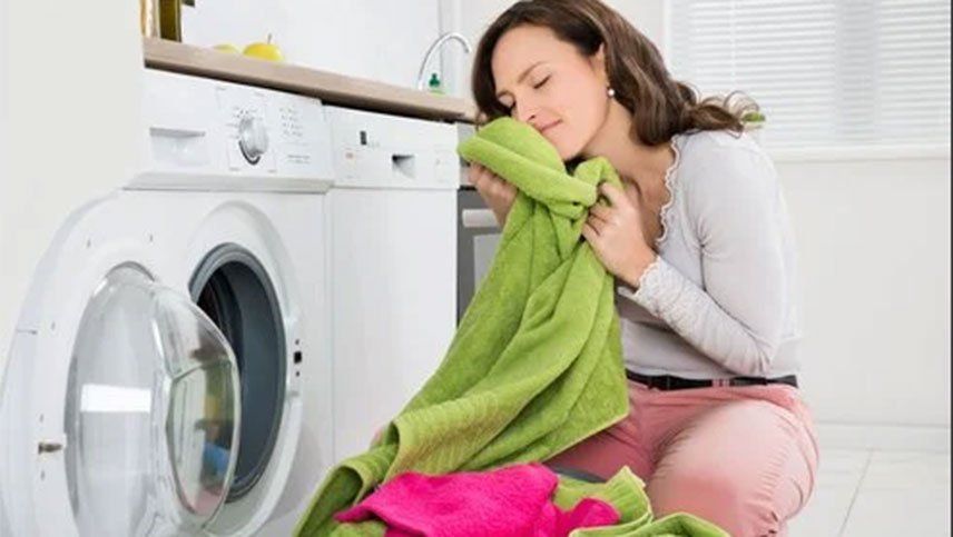 Cómo lavar las toallas para eliminar los gérmenes que acumulan y queden realmente limpias