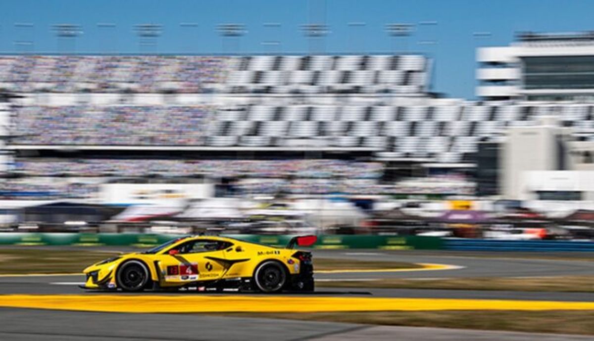 Nicolás Varrone peleó por la punta en las 24 Horas de Daytona. Nicolás Varrone peleó por la punta en las 24 Horas de Daytona.