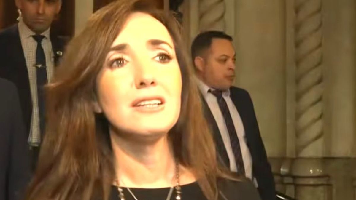 Victoria Villarruel se fue a otra misa para no estar Victoria Villarruel se fue a otra misa para no estar