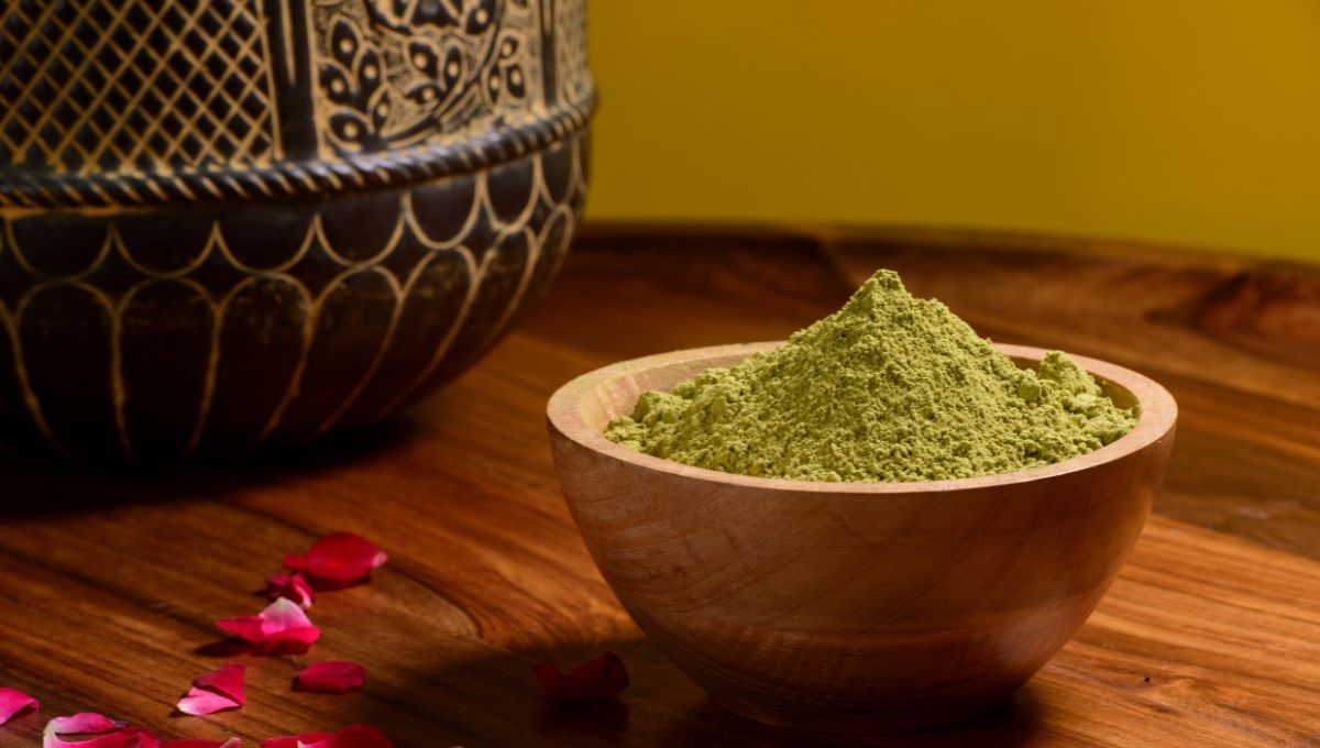 Henna en polvo, una alternativa natural para teñir el pelo. Henna en polvo, una alternativa natural para teñir el pelo. 