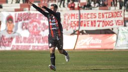 Tomás Silva le dio el triunfo a Huracán Las Heras ante sol de Mayo.