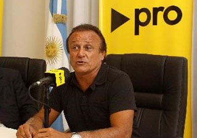 El Midachi y candidato Miguel del Sel se ligó una denuncia ante el INADI por discriminación