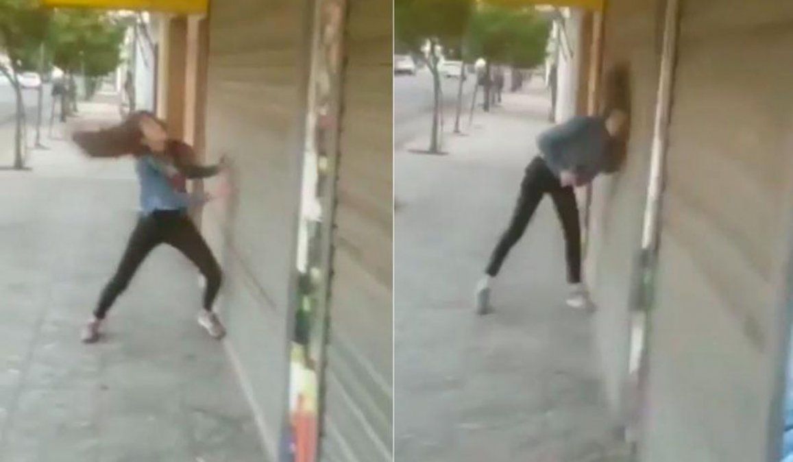 Capturas del video. Violencia en Cosquín: desmayó a su novio y se golpeó sola la cabeza contra una persiana
