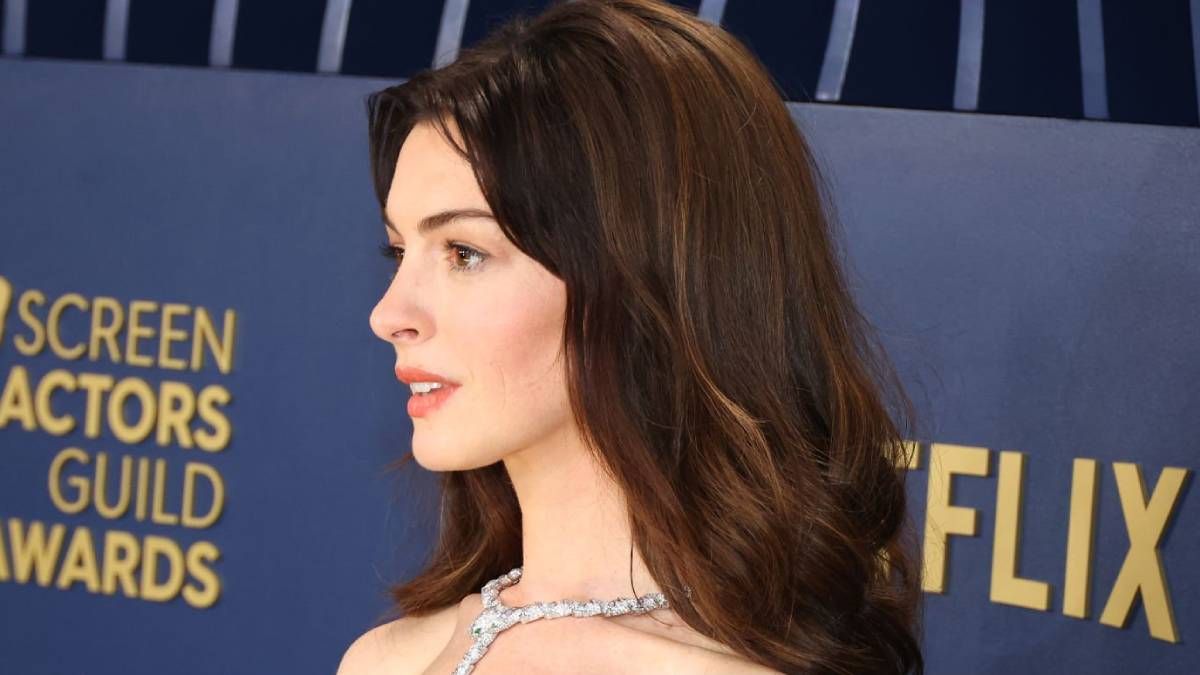 Anne Hathaway protagoniza en Netflix la película El precio de la verdad. Foto: Getty Images.