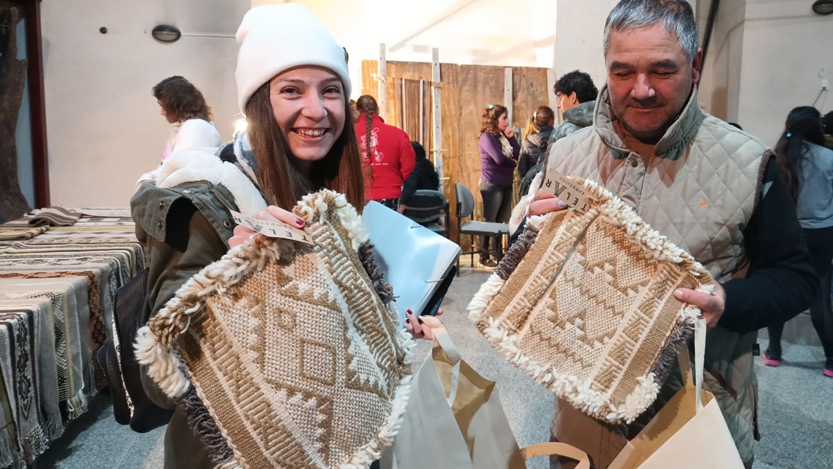 Parte de la producción de las tejedoras.