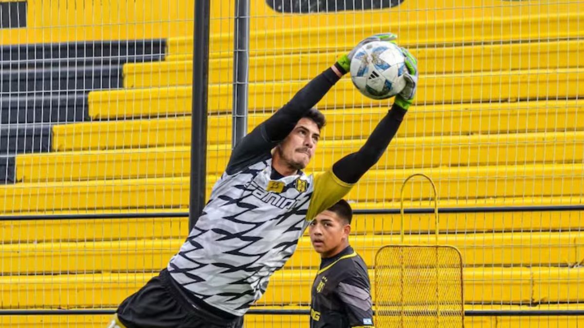 Un futbolista de la Primera Nacional sufrió un paro cardíaco en pleno entrenamiento de pretemporada.