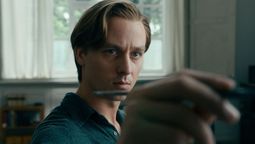 No dejes de mirarme la rompe en Netflix, es film estrenado en 2018.
