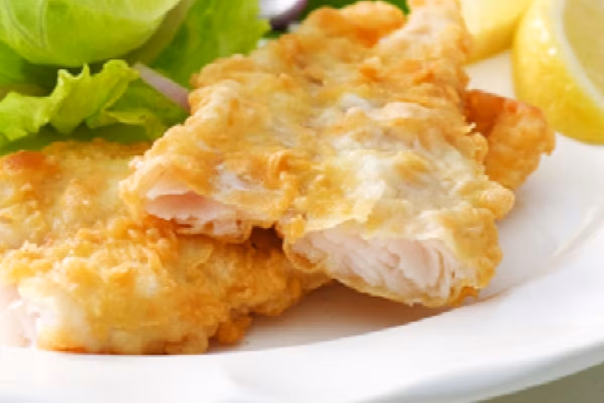 Merluza a la romana: el filet de merluza a la romana es un plato tradicional argentino, fácil de preparar y esponjoso.