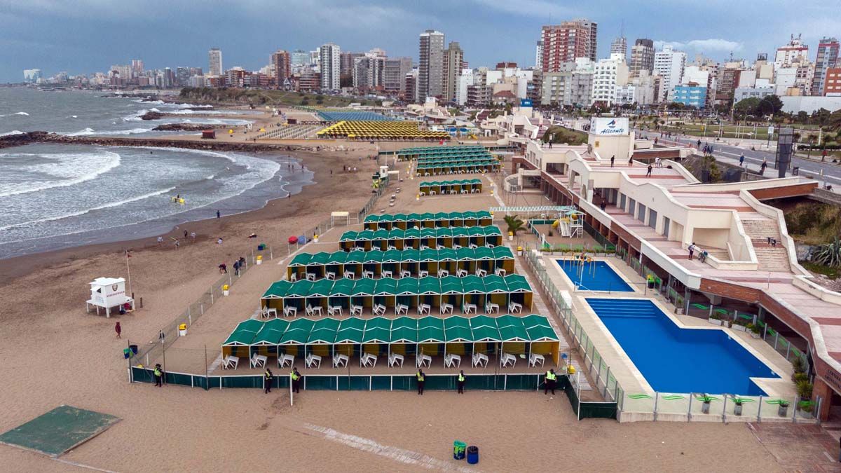 Verano 2025. D&oacute;nde es preferible veranear, &iquest;Brasil o Mar del Plata?