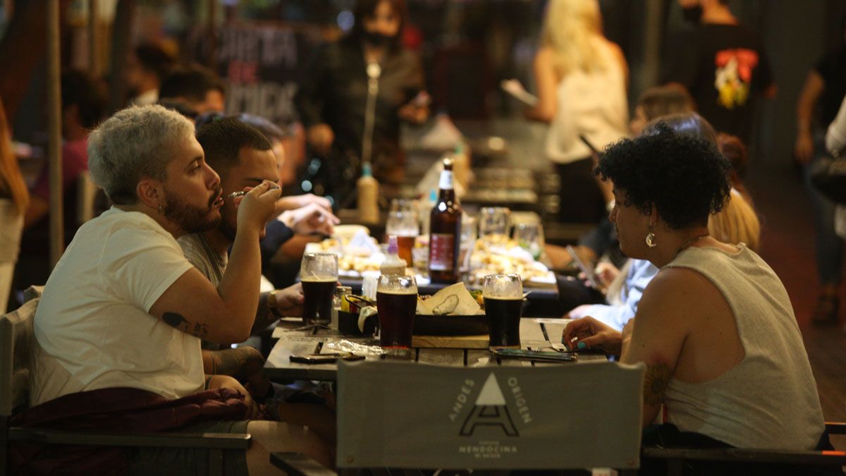 Distintos menús ofrecen una diversidad de locales, desde restaurantes familiares y bares, hasta gastronomía gourmet. Distintos menús ofrecen una diversidad de locales, desde restaurantes familiares y bares, hasta gastronomía gourmet.