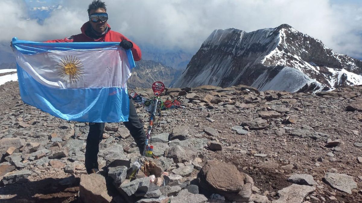 Tato Mayorga en la cima más alta de América. Tato Mayorga en la cima más alta de América.