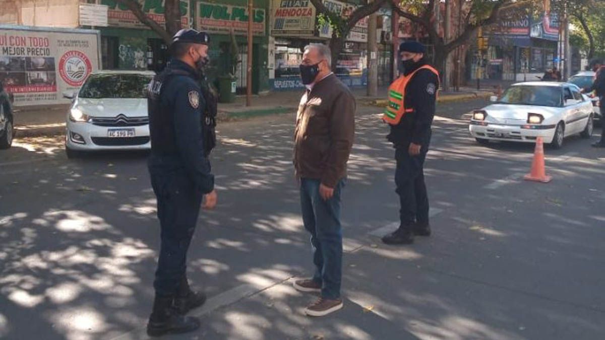 Casi 70 detenidos y dos fiestas clandestinas desbaratadas