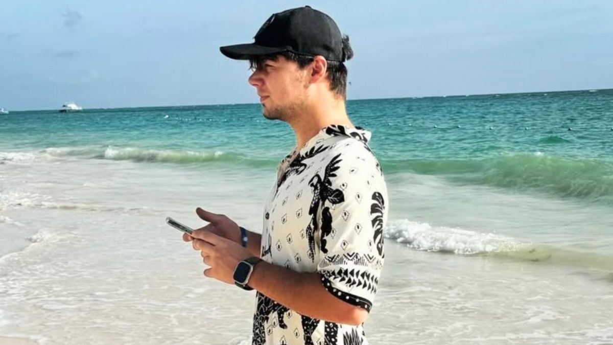 El joven aprovechó la estafa para viajar por todo el mundo. El joven aprovechó la estafa para viajar por todo el mundo.