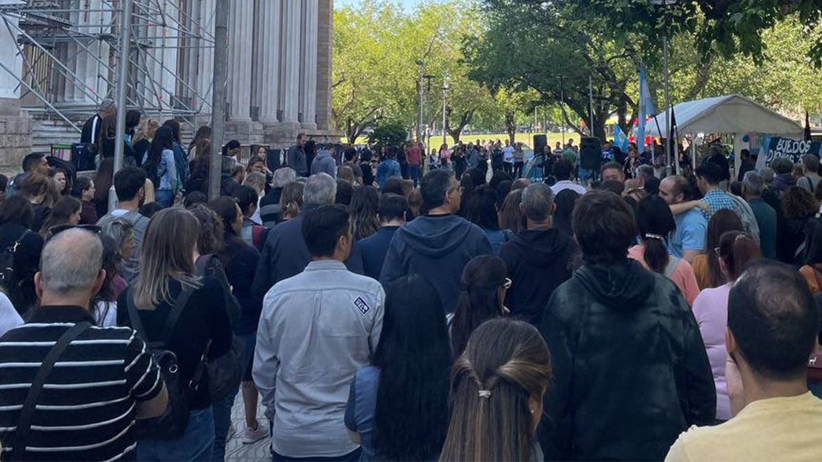 Los empleados de la Justicia acordaron un aumento salarial, luego de semanas de conflicto.