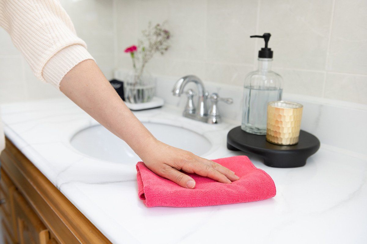 Adiós a la aspiradora: el truco casero que elimina para siempre el polvo de los rincones Adiós a la aspiradora: el truco casero que elimina para siempre el polvo de los rincones