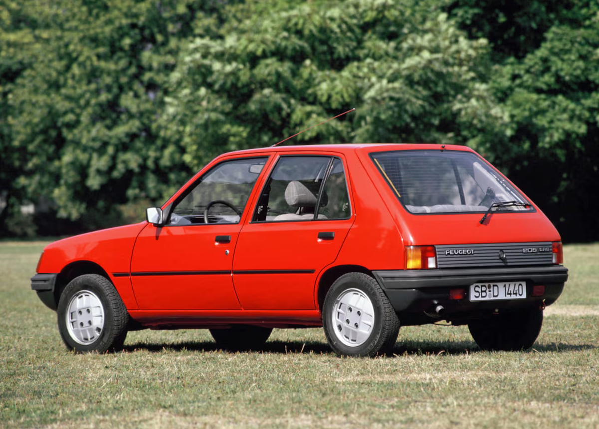 El Peugeot 205 es recordado por los nostálgicos. El Peugeot 205 es recordado por los nostálgicos. 