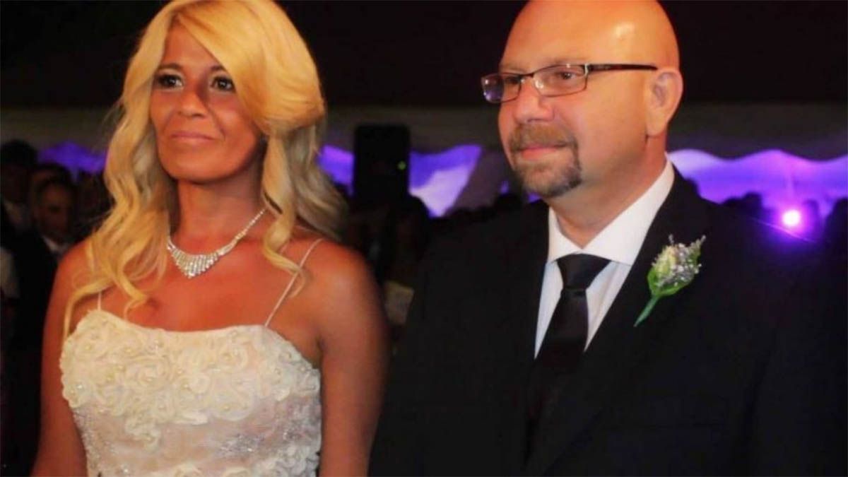 El ex intendente de Guaymallén Luis Lobos y su esposa, Claudia Sgró, también funcionaria, tuvieron sus momentos de fulgor y arrebatos. Larga historia de dineros mal habidos.&nbsp;