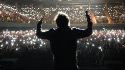 A días de una elección que luce complicada, Milei citó a la militancia en el Movistar Arena para la presentación de su nuevo libro.