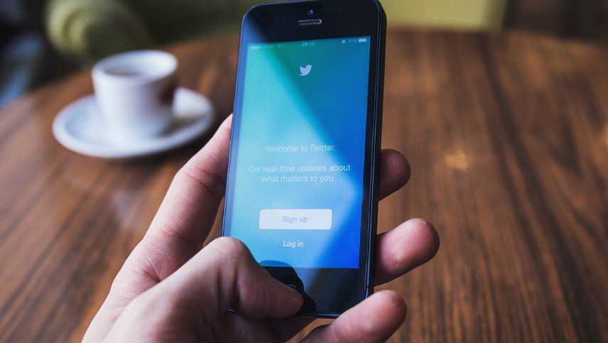 Una cuenta falsa de Pichetto en Twitter fue cerrada, aunque no hay ley que regule estas prácticas en las redes sociales