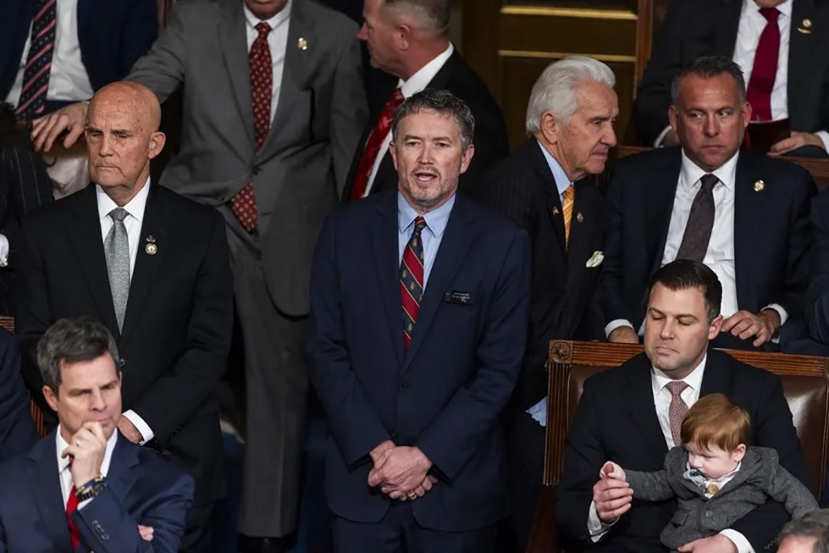 Los republicanos tienen opiniones dividas con respecto al ataque llevado a cabo por Estados Unidos a Irán. El congrsista de Kentucky Thomas Massie es uno de los más críticos (Archivo). Crédito: EFE/ Jim Lo Scalzo.