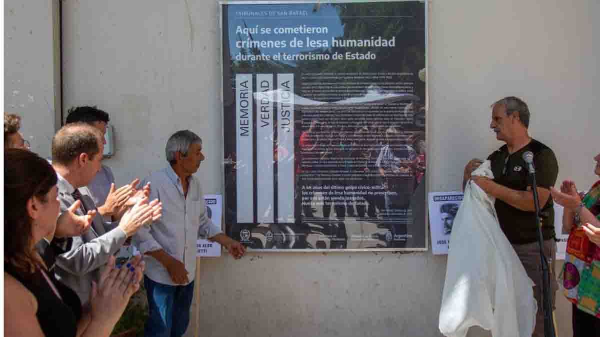 En los tribunales de San Rafael funcionó el centro clandestino de detención La Departamental. Días atrás fue señalizado como sitio de memoria.