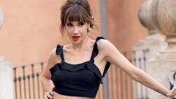 Celeste Cid no da tregua y paraliza Italia con su escotazo