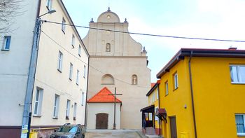 Por primera vez, exponen un tesoro arqueológico hallado escondido bajo una iglesia Por primera vez, exponen un tesoro arqueológico hallado escondido bajo una iglesia