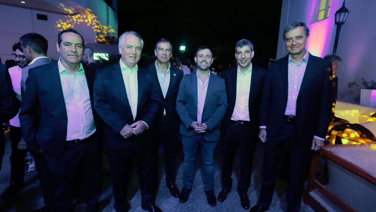 Autoridades de Sancor Seguros: Pablo Corretino, Eduardo Estrada, Jerónimo Shantal (Director Minería de Mendoza), Alejandro Simón (CEO Sancor) y Carlos Casco (Pte Sancor).