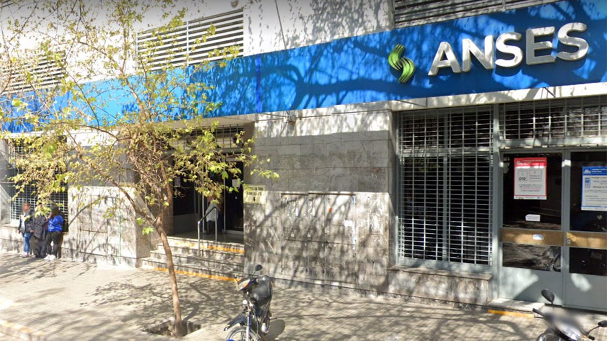 Hubo un incendio en la sede de ANSES de Capital
