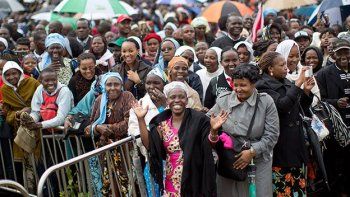 Más de 300 mil personas asistieron a la misa del Papa en Kenia