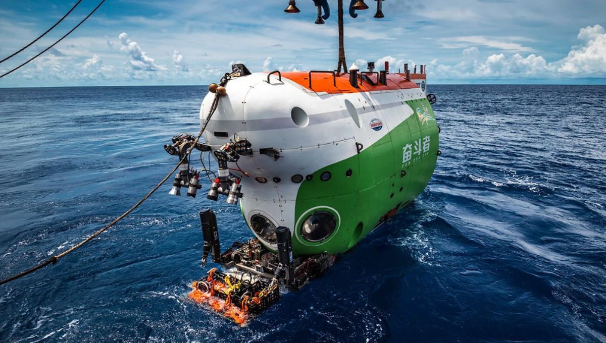 El submarino de China que tocó el fondo del mundo: descenso a 10.900 metros