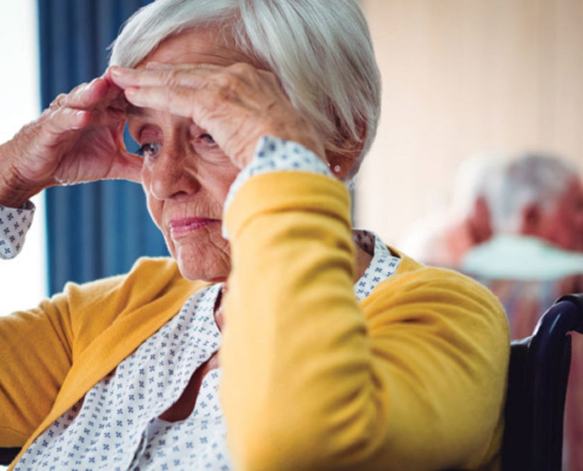 Trata de no alentar los conflictos con la terquedad propia de las personas mayores. Trata de no alentar los conflictos con la terquedad propia de las personas mayores.