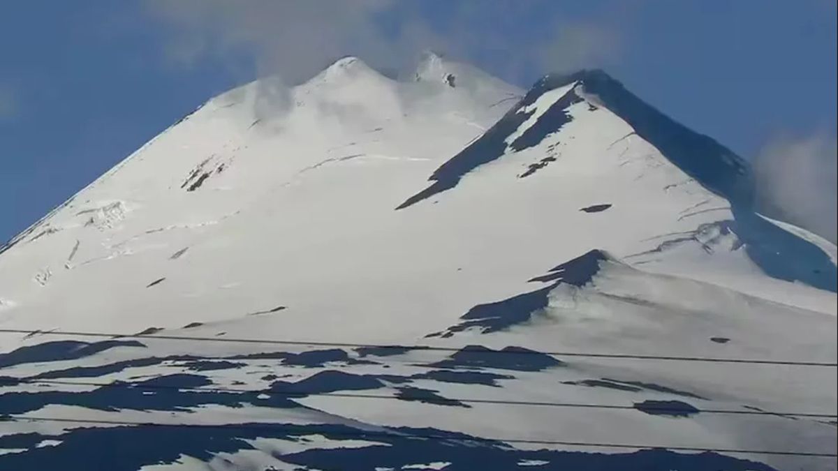 Tragedia en Chile: murió un montañista argentino tras caer del Volcán Llaima