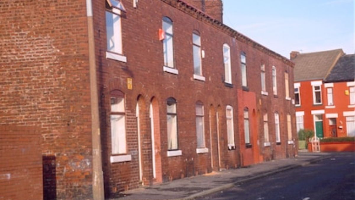 La casa donde ocurrió la torturas y el crimen en Inglaterra. La casa donde ocurrió la torturas y el crimen en Inglaterra.