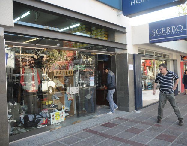 Saquearon una de las tiendas más tradicionales de San Martín