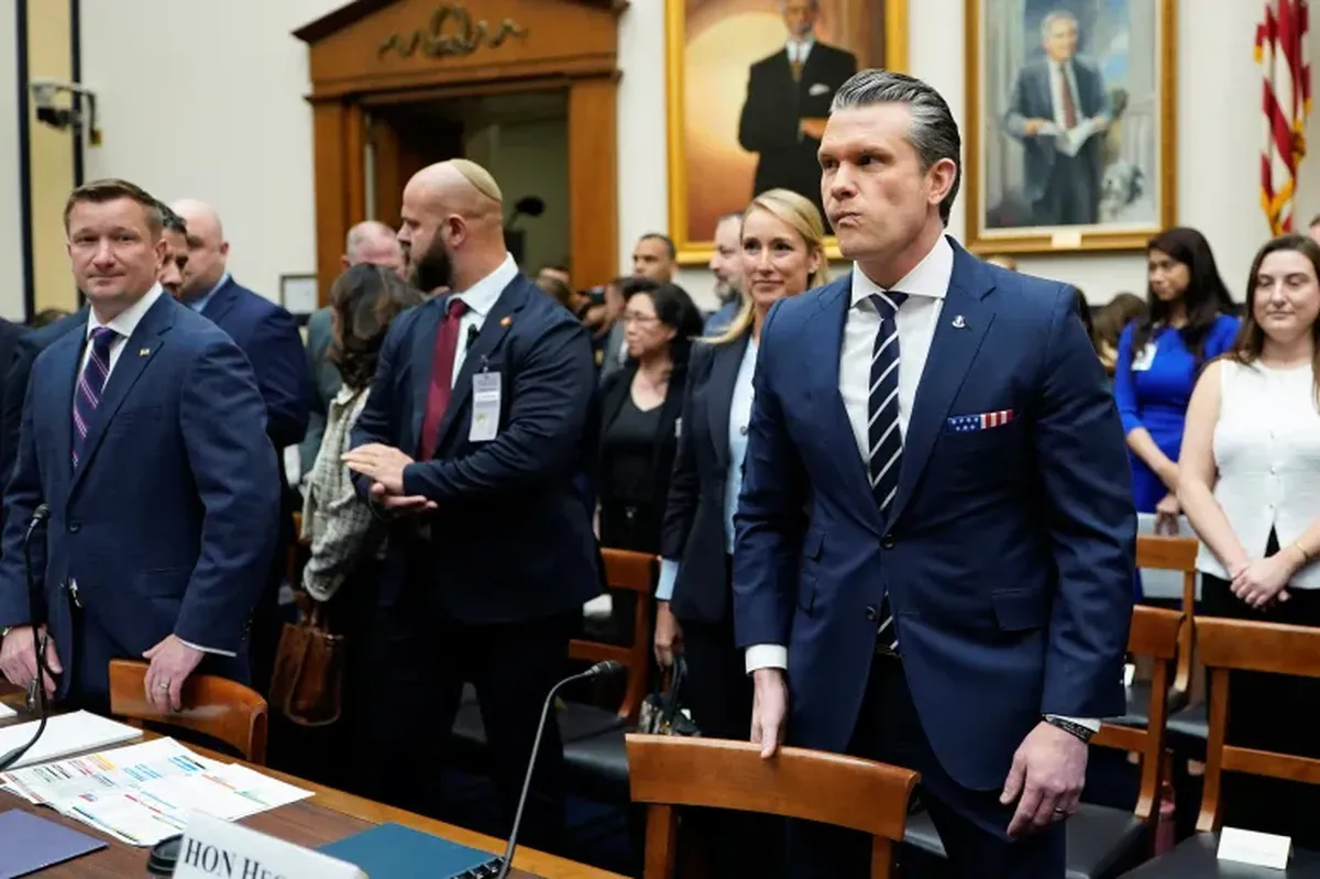 El Secretario de Defensa de Estados Unidos, Pete Hegseth, aseguró que el costo de la guerra fue de 25 mil millones de dólares. El Secretario de Defensa de Estados Unidos, Pete Hegseth, aseguró que el costo de la guerra fue de 25 mil millones de dólares.