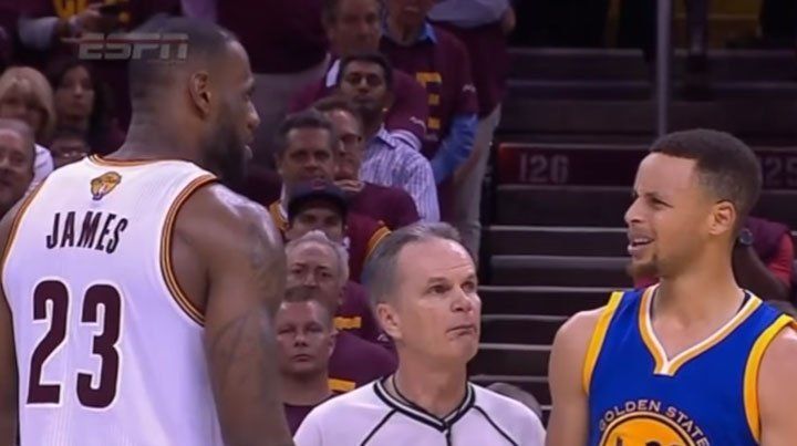 Hay bronca: LeBron James y Curry no se bancan