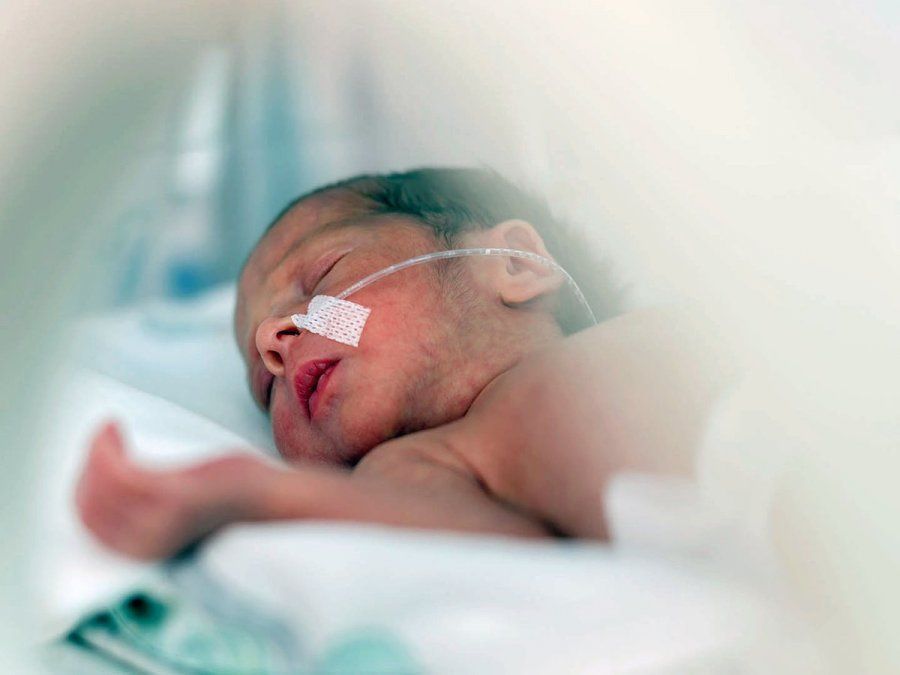 Un niño prematuro nace antes de las 37 semanas de gestación.