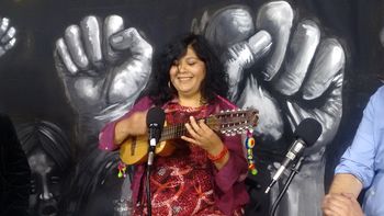 La polifacética artista mendocina Cristina Pérez presentará su nuevo disco Piedra Soy