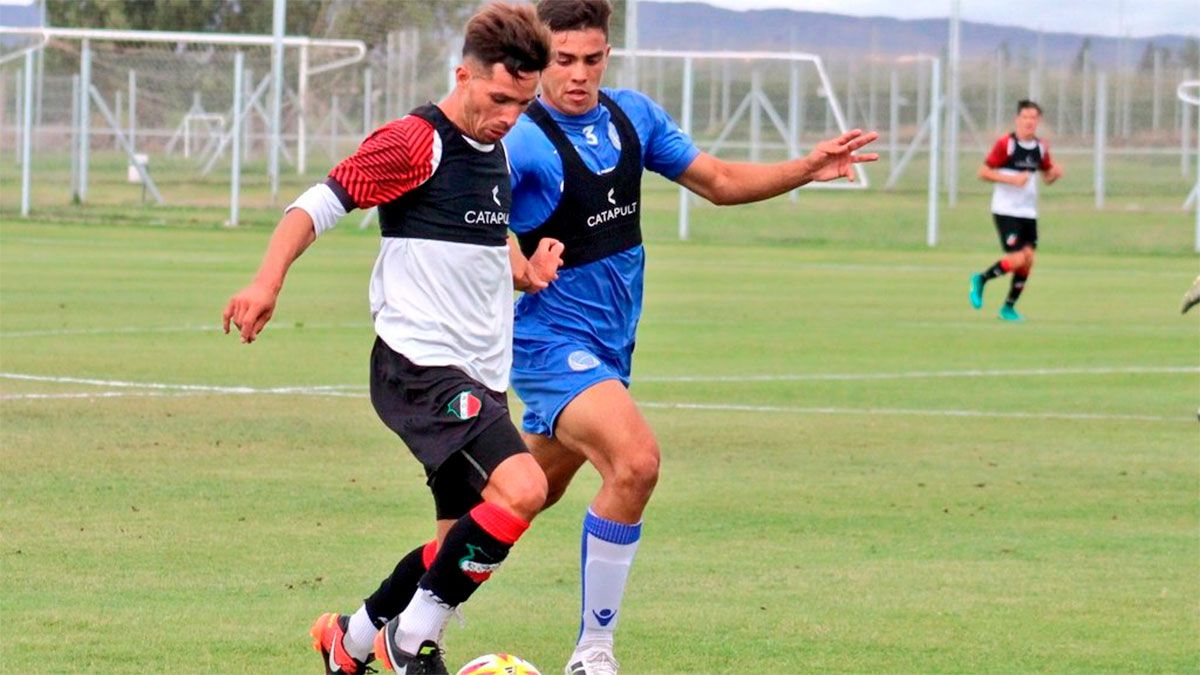 El Cruzado venció a los pibes del Tomba. (Foto gentileza Prensa Deportivo Maipú).