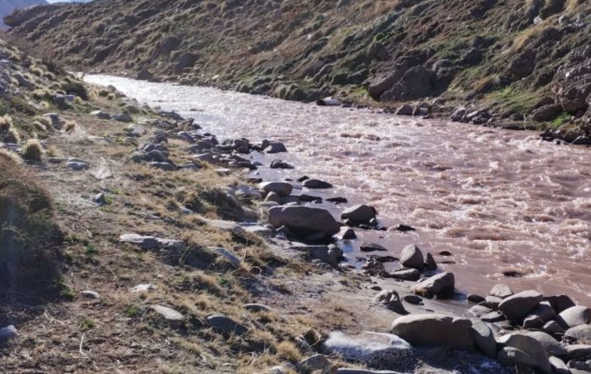 El río Mendoza aumentará su caudal por la liberación de agua. El río Mendoza aumentará su caudal por la liberación de agua.