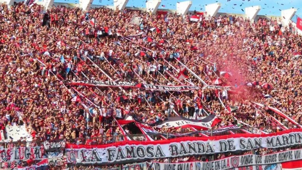 El pasado 3 de febrero, cuando jugaron Charita y nuestro Deportivo Maipú, se produjo el asesinato de Jorge Durán. Es sospechoso de cometer el crimen ha sido inhibido para igresar a los estadios.