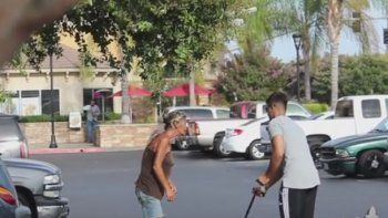 ¿Quién le roba al ciego? ¿El rico o el pobre?