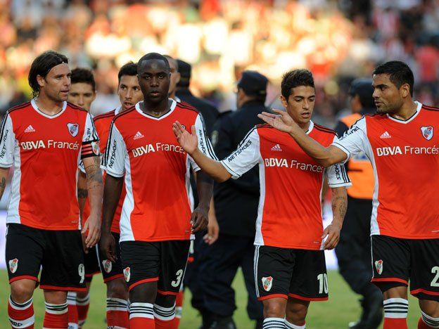 River debe ganar en Bahía Blanca para volver a la punta