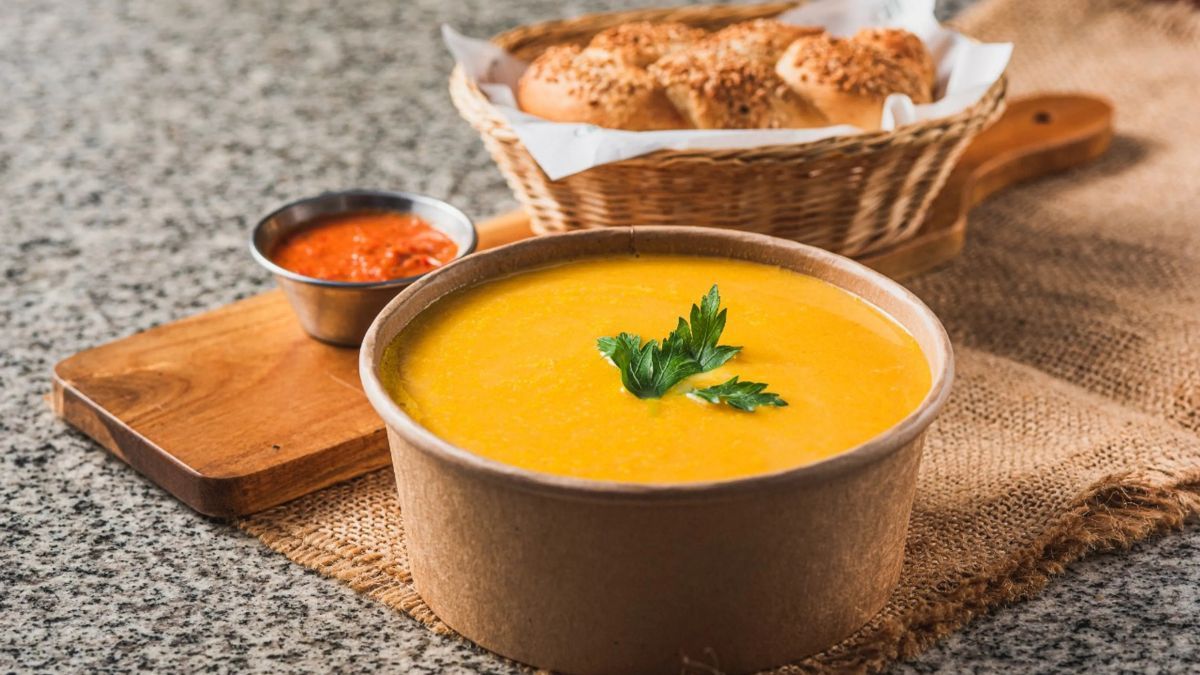 La receta de la sopa crema de evrduras es antiinflamatoria e ideal para disfrutar en invierno. Foto: gentileza tofuu.getjusto. La receta de la sopa crema de evrduras es antiinflamatoria e ideal para disfrutar en invierno. Foto: gentileza tofuu.getjusto.